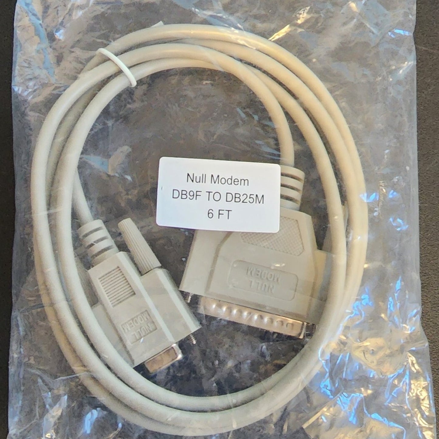NULL MODEM - DB9F to DB25M 6' - tan - Cables