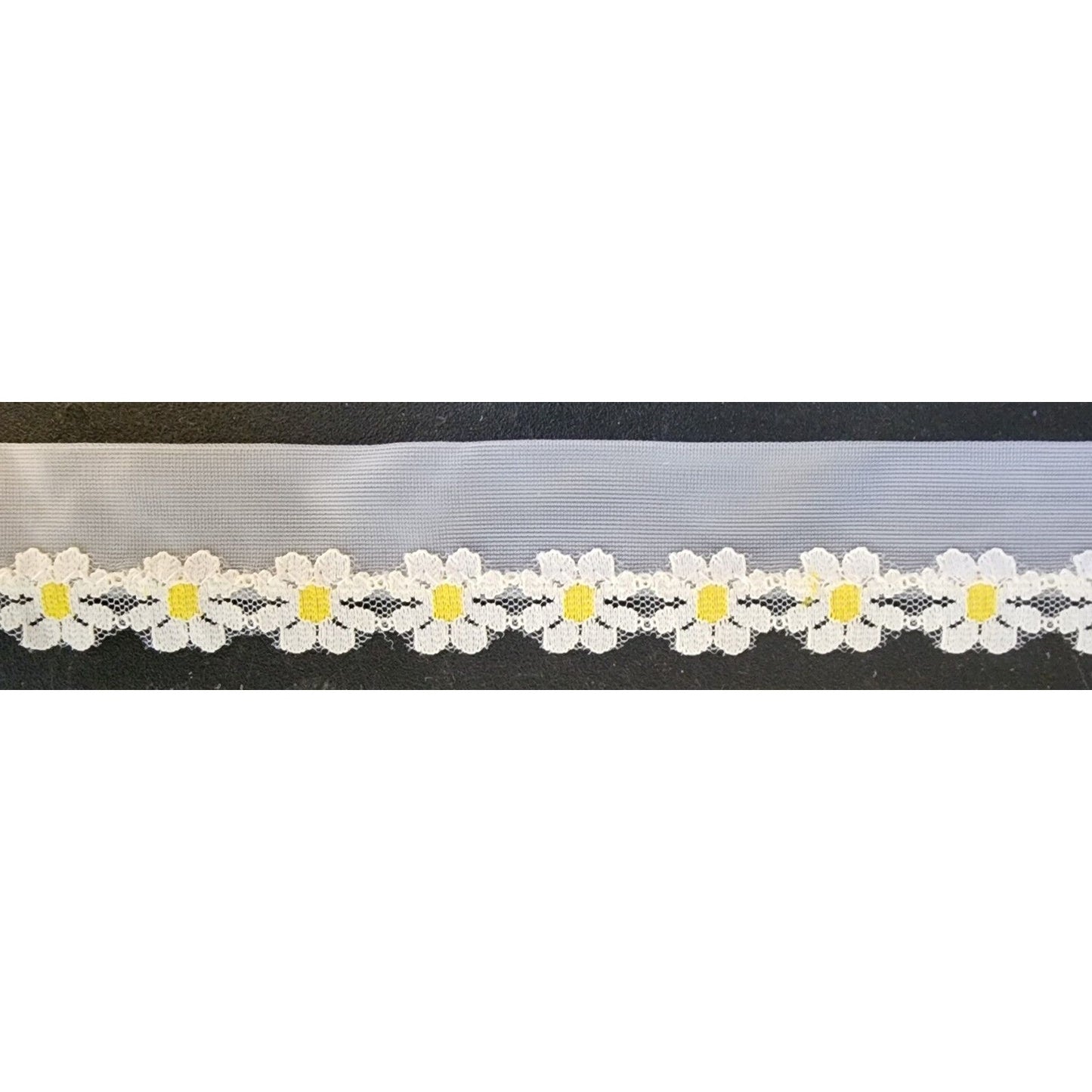 10 Yards - 1-1/4" Daisy Lace Trim - Yellow and White