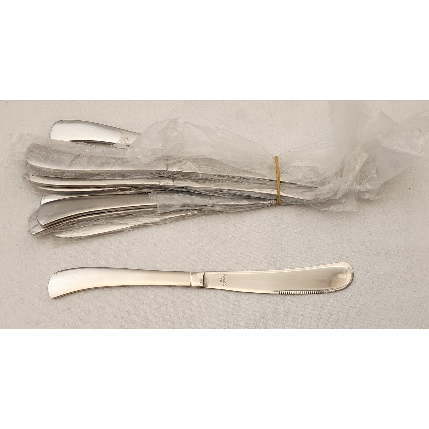 Set of 12 - WALCO 58 Dinner Knives - NEW - Free USA Shipping