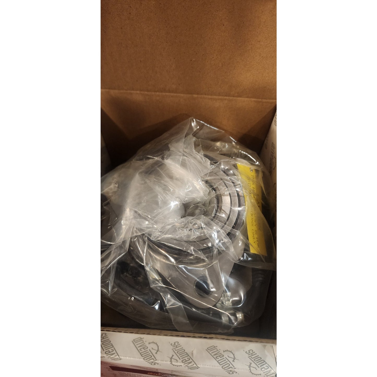 Driveworks NT515008 Front Wheel Hub Assembly Fits 99–06 Chevy GMC 1500 2WD