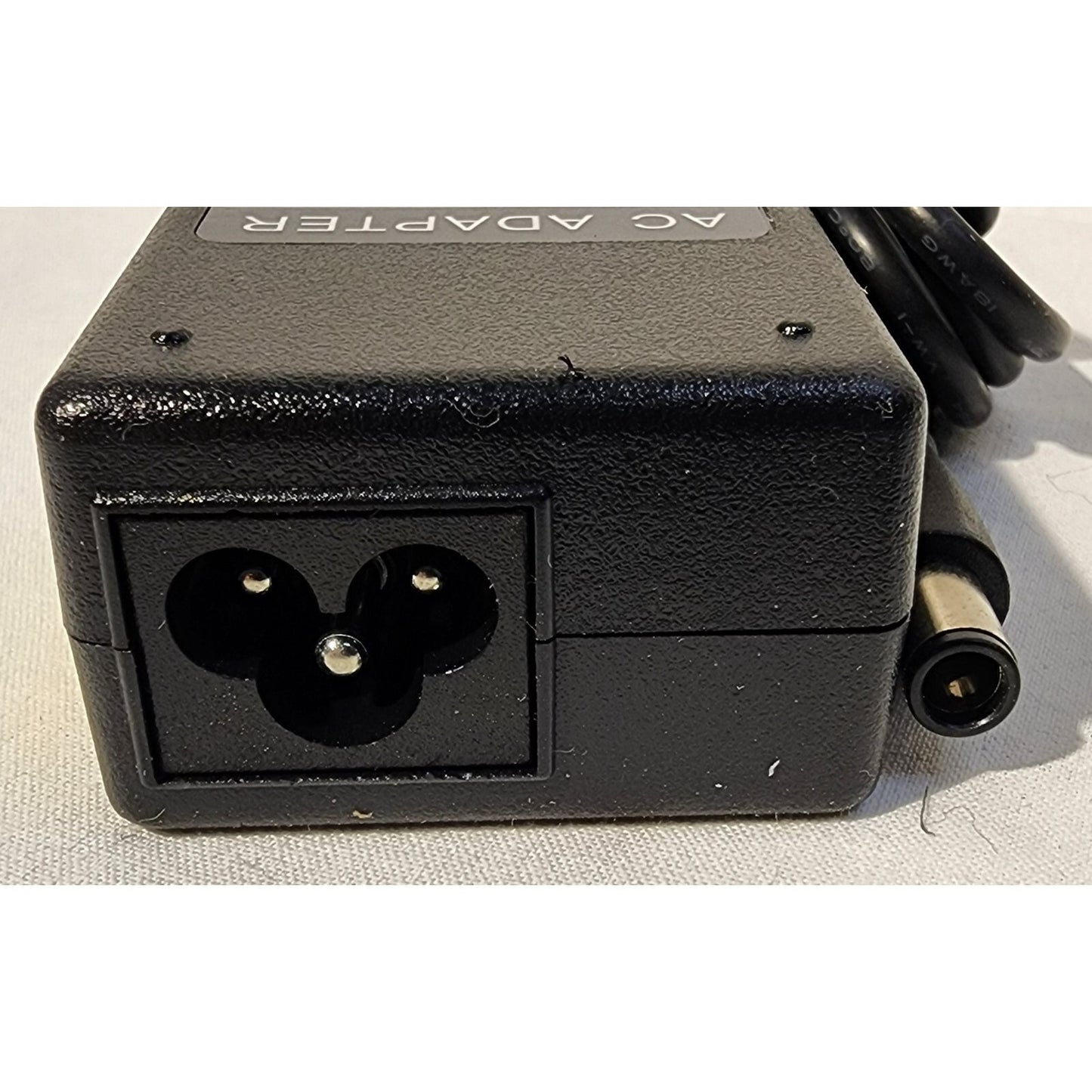 AC Adapter Laptop Charger - 677770-002 693715-001 For HP