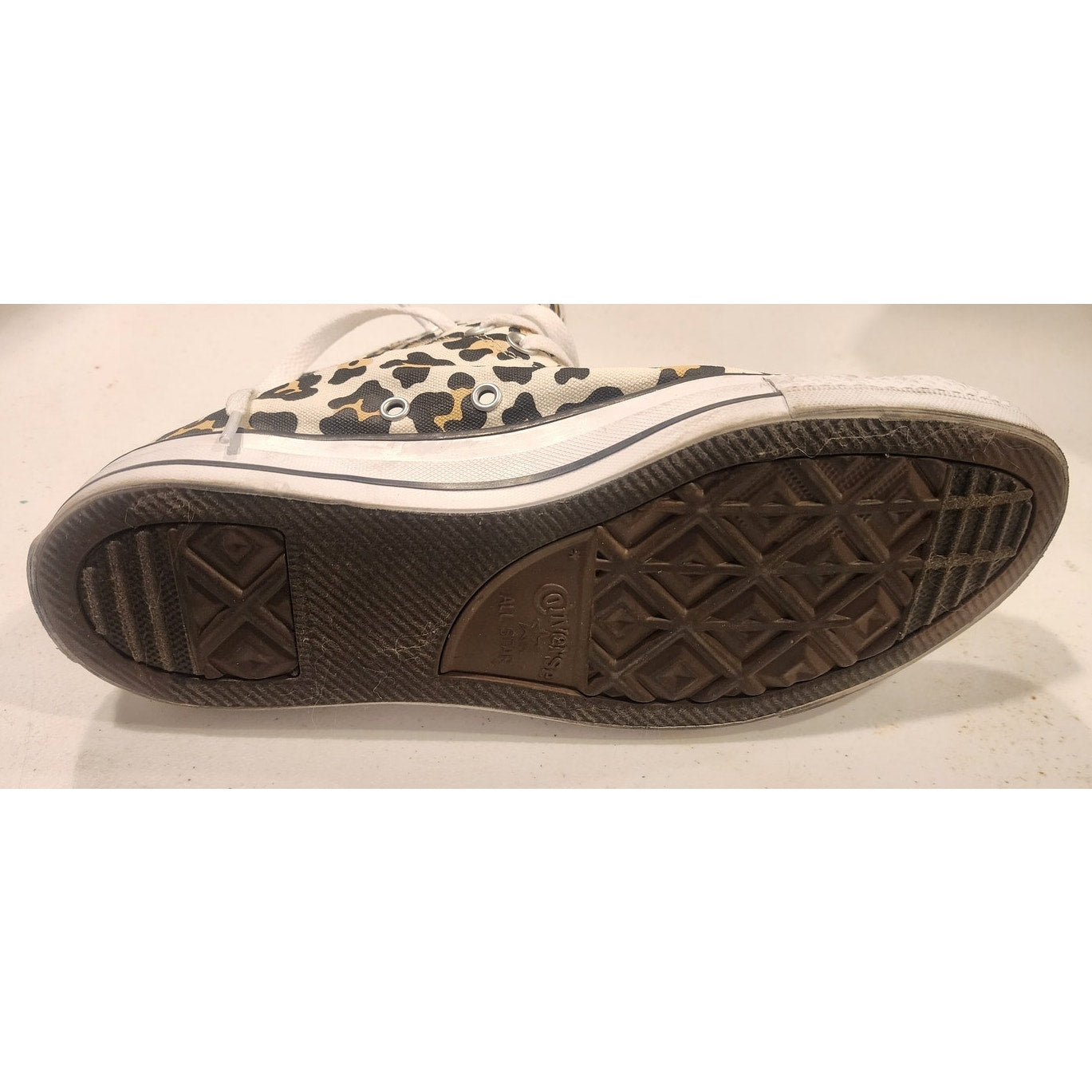 Converse Chuck Taylor All Star Leopard Print High Top Sneakers Womens 11 Mens 9