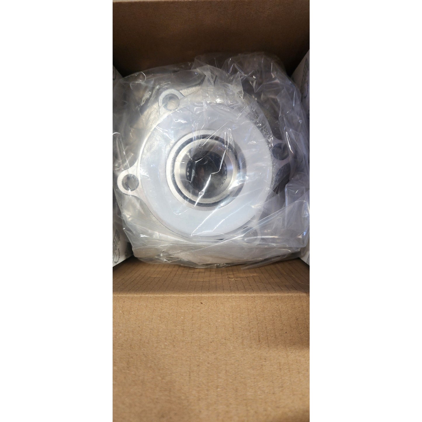 Driveworks NT513226 Front Wheel Hub Assembly Fits 01–07 Escape Tribute Mariner