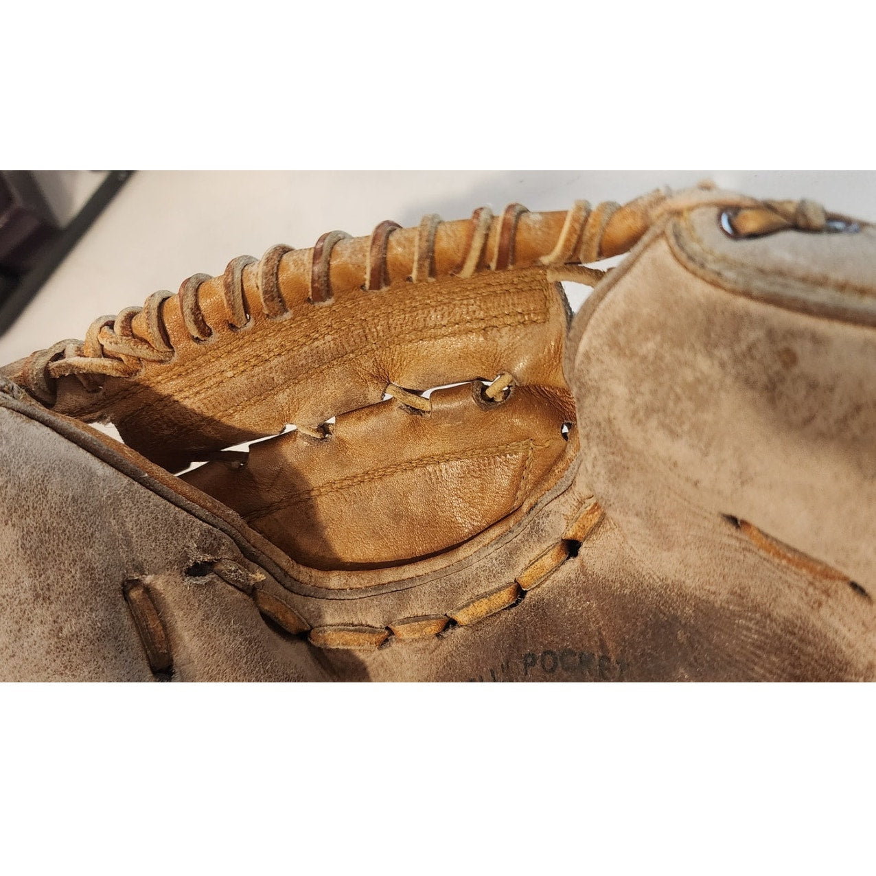 Vintage Rawlings Jerry May Professional Model MJ50 Catchers Mitt Baseball Glove