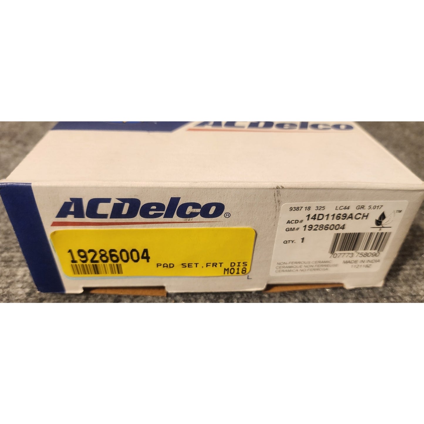 ACDelco Advantage 14D1169ACH Ceramic Front Disc Brake Pad Set New In Box