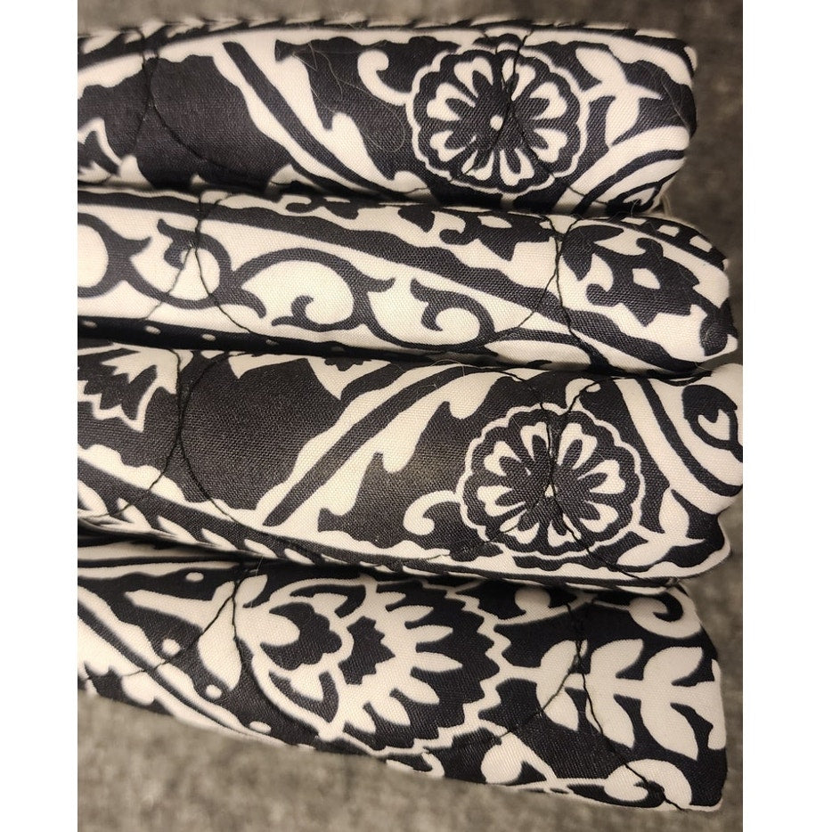 Mainstays Pillow Shams Set of 2 Standard Queen Black White Geometric Pattern NIP