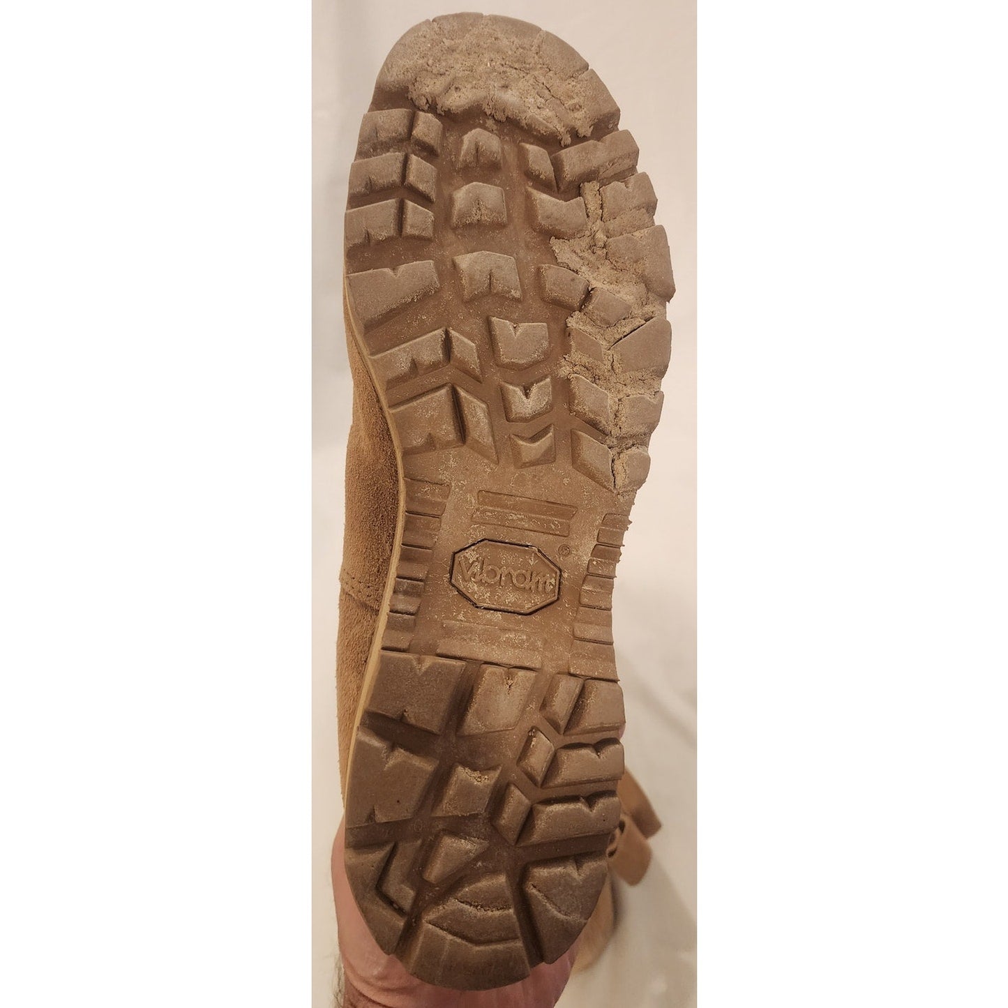 Wellco Combat Boots – Estimated Size 10 – Vibram Sole – Tan – US Military