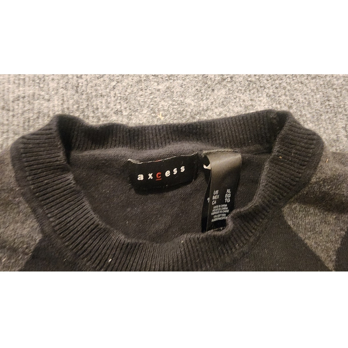 Axcess Mens XL Argyle V-Neck Pullover Sweater Gray Black White Knit Soft