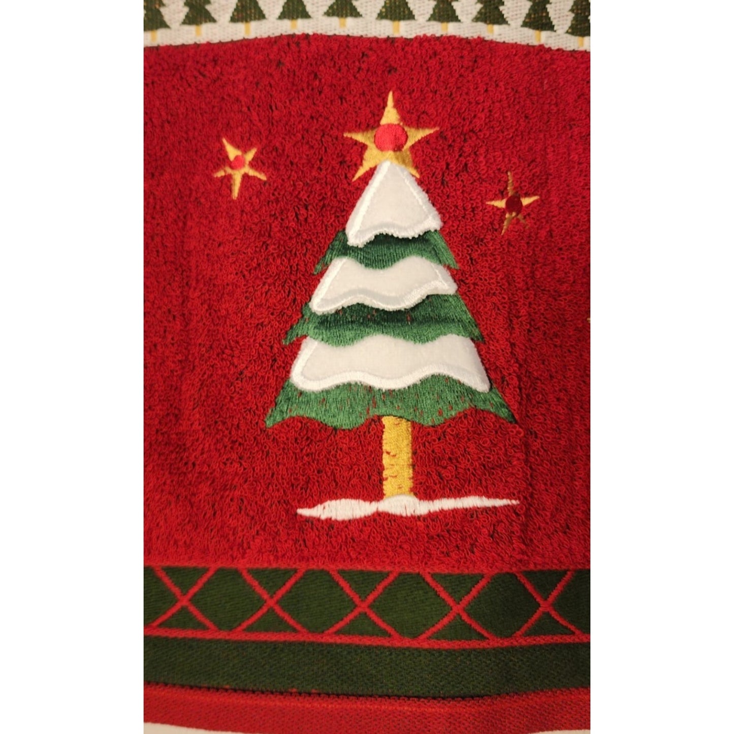 New - Vintage 3 PC SET - Embroidered Red, Green, White - Tree & Stars -Towel set