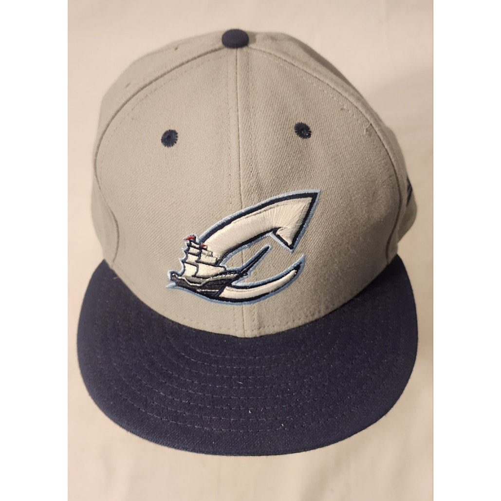 New Era 59FIFTY Columbus Clippers Fitted Hat Size 8 MiLB Baseball Cap