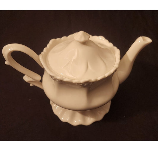 Grace's Teaware White Embossed Ribbed Porcelain Teapot 5 Inch Handle to Spout 9"