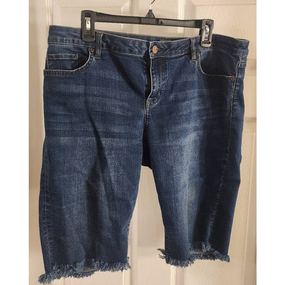 Soho - Bermuda Cut Off Jean Shorts - Frayed Leg Bottoms - Size 16