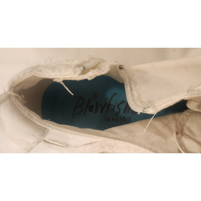 Blowfish Malibu Play White Canvas Slip‑On Sneakers Women’s Size 9