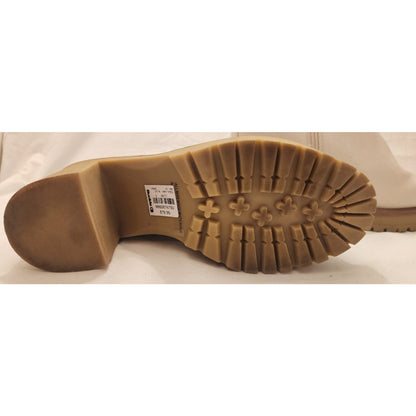 DV Dolce Vita - Jetta Ankle Platform Boots - women’s 9M - cream white/tan heel