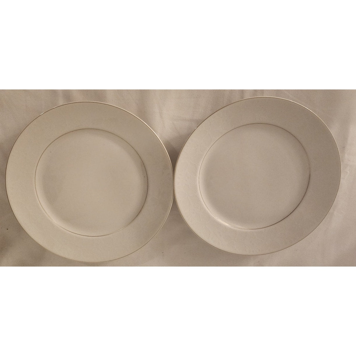 Rosenthal Aida White Velvet Salad Plates Set of 2 – Gold Trim