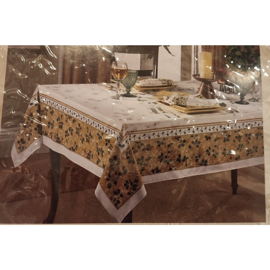 Kemp & Beatley Golden Holiday Fabric Tablecloth 70" Round Christmas NWT