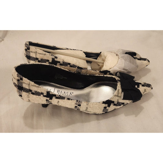 White House Black Market NIB Black White Houndstooth Plaid Kitten Heel Pumps 7.5