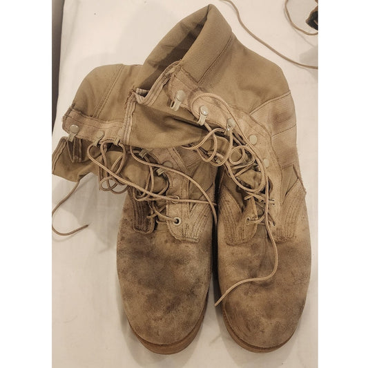 Wellco Combat Boots – Size 9.5 – Vibram Sole – Tan – US Military