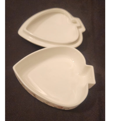 Vintage Wedgwood Mirabelle Fine Bone China Oval Trinket Dish Pin Tray England