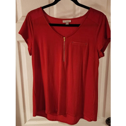 ROZ & ALI - M - Red Top with Zipper and fake Pocket - CUTE!!