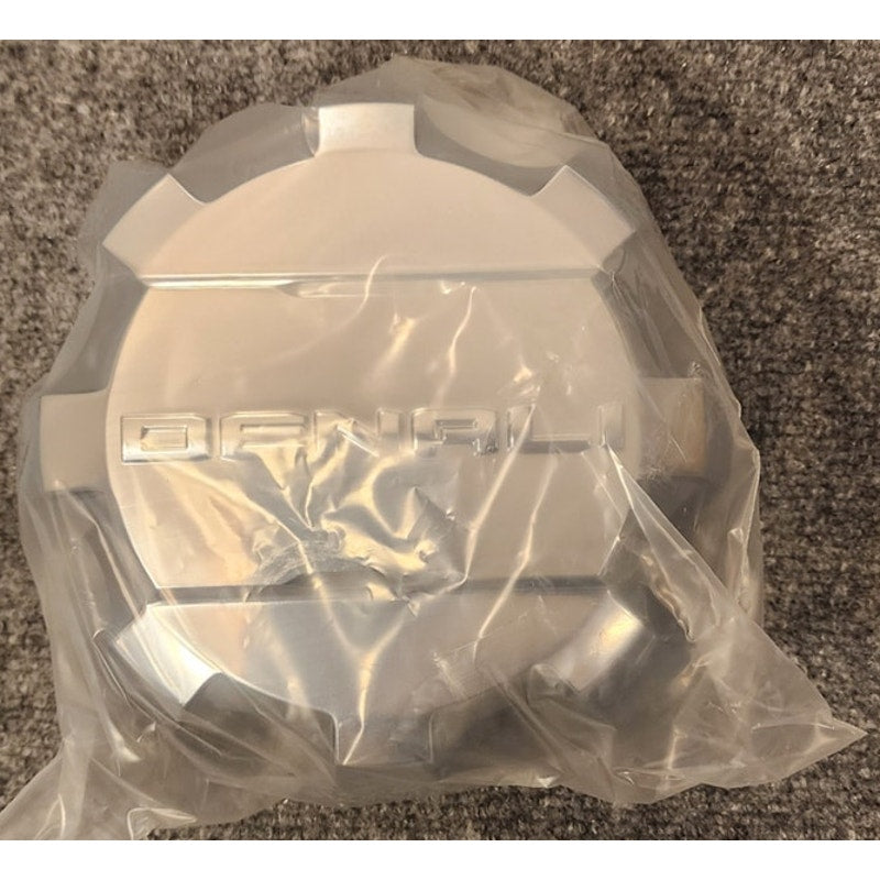 New OEM GM GMC Sierra 2500 3500 HD Denali Chrome Wheel Center Cap 23378324