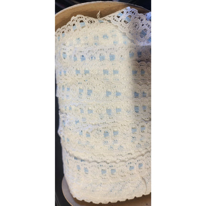 300 Yards- White/Blue Lace Trim - 7/8" - Native Textiles Col1/BL.R56600