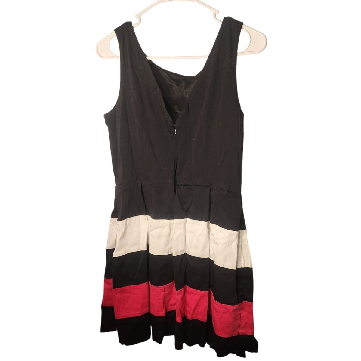 Tiana B Women Size 14 Black Sleeveless Dress Pink White Stripe Hem Zip