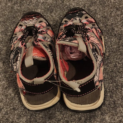 Northside Kids Size 9 Gray Pink Closed Toe Heel Strap Sandals NWOT