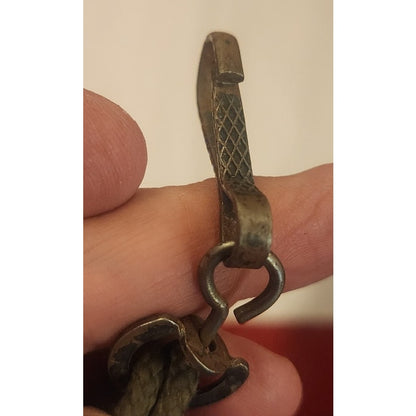 US Military Adjustable Retention Lanyard – OD Green – USGI