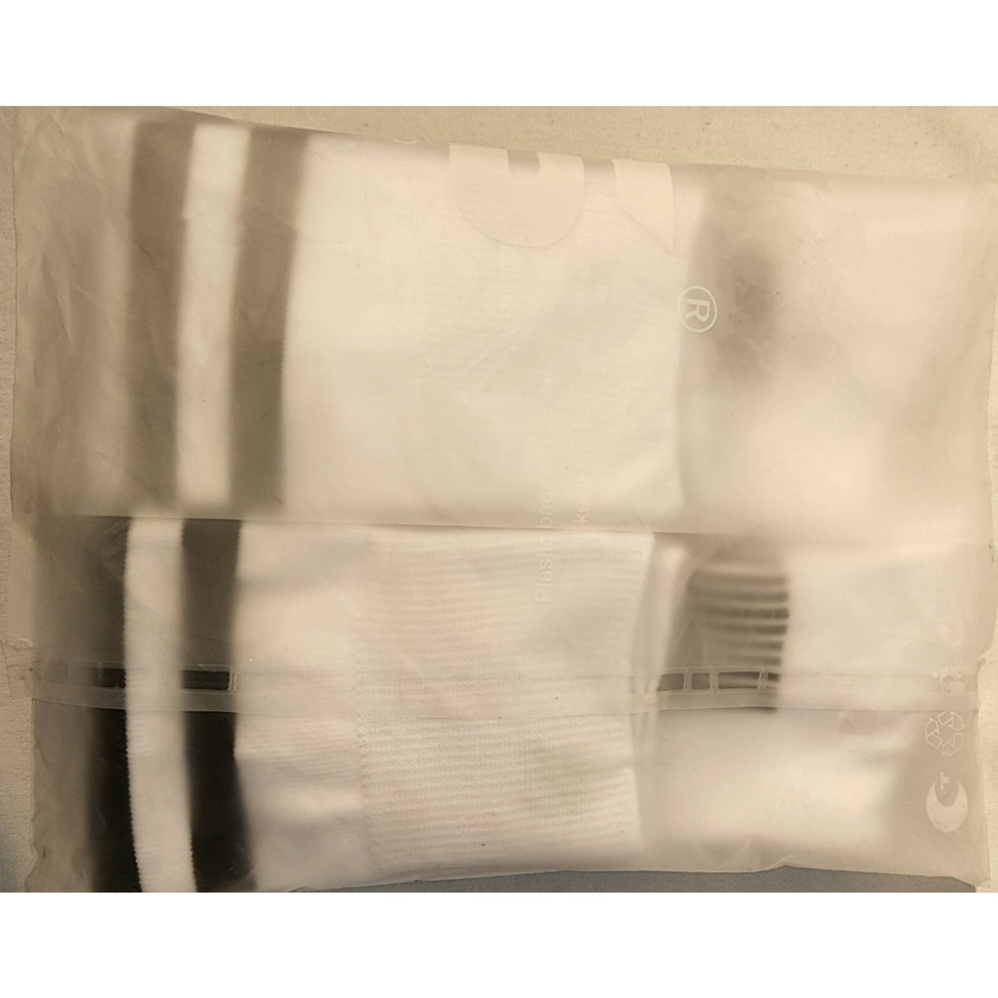 CS CELERSPORT - 2 Pack - Soccer, Softball, Baseball Socks- Size Medium - White