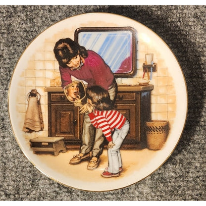 Vintage 1986 Avon Mothers Day Plate A New Tooth 5 Inch Porcelain Boxed COA