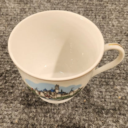 Vintage Disney Parks Character Castle Gold Trim Teacup Coffee Mug