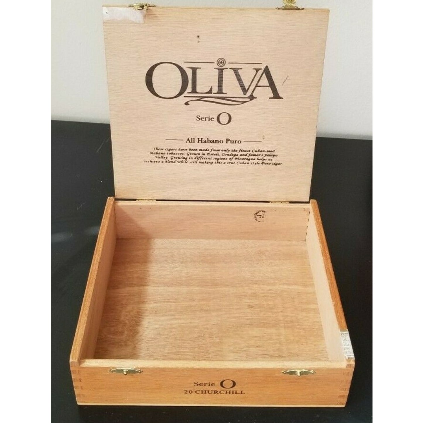 Oliva Series "O" Cigar Box.