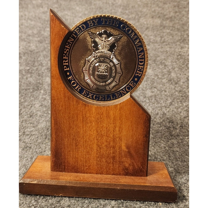 USAF 75th Security Forces Squadron Commander For Excellence Plaque Coin Display