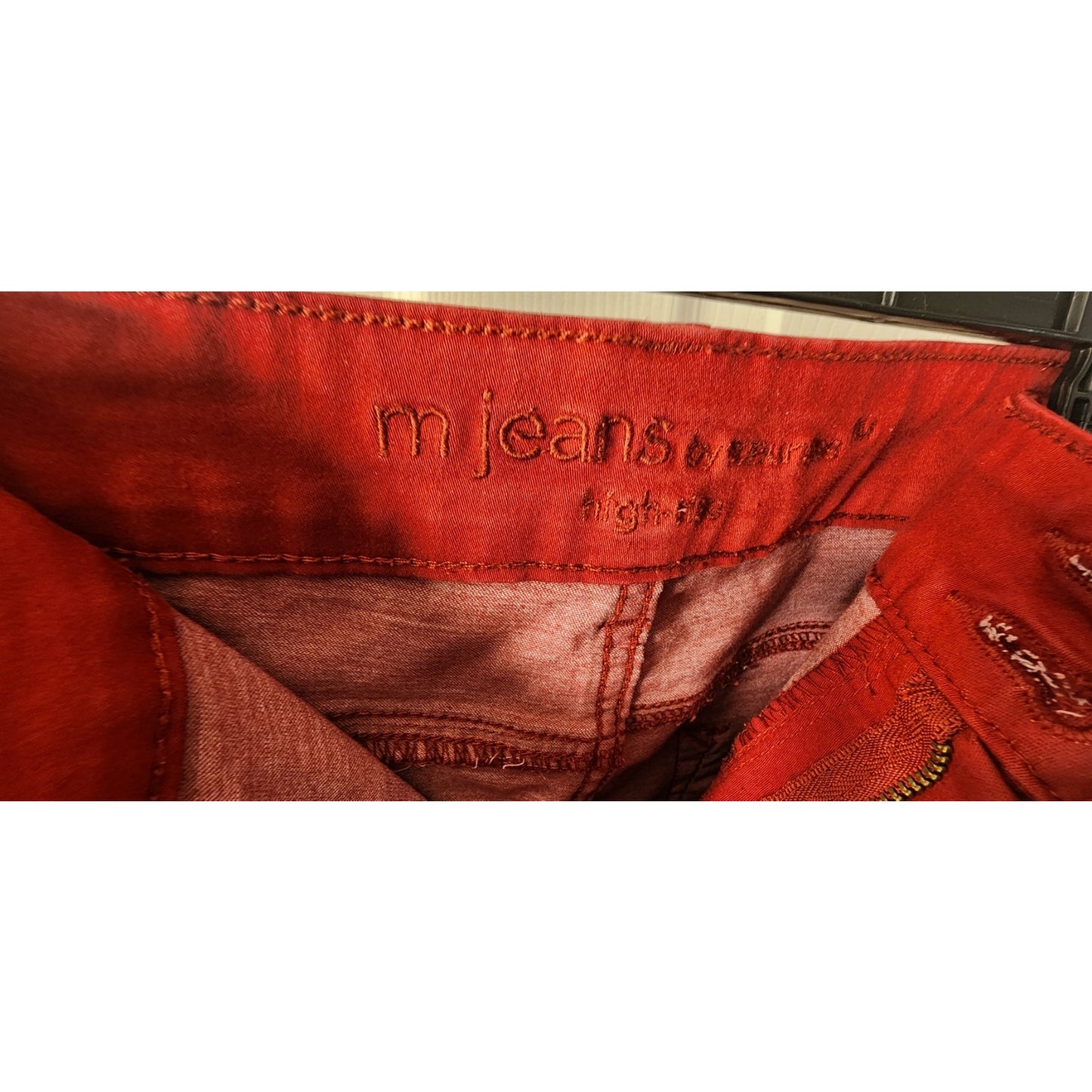 Maurices m jeans Women’s High Rise Red Stretch Pants Size 40x32