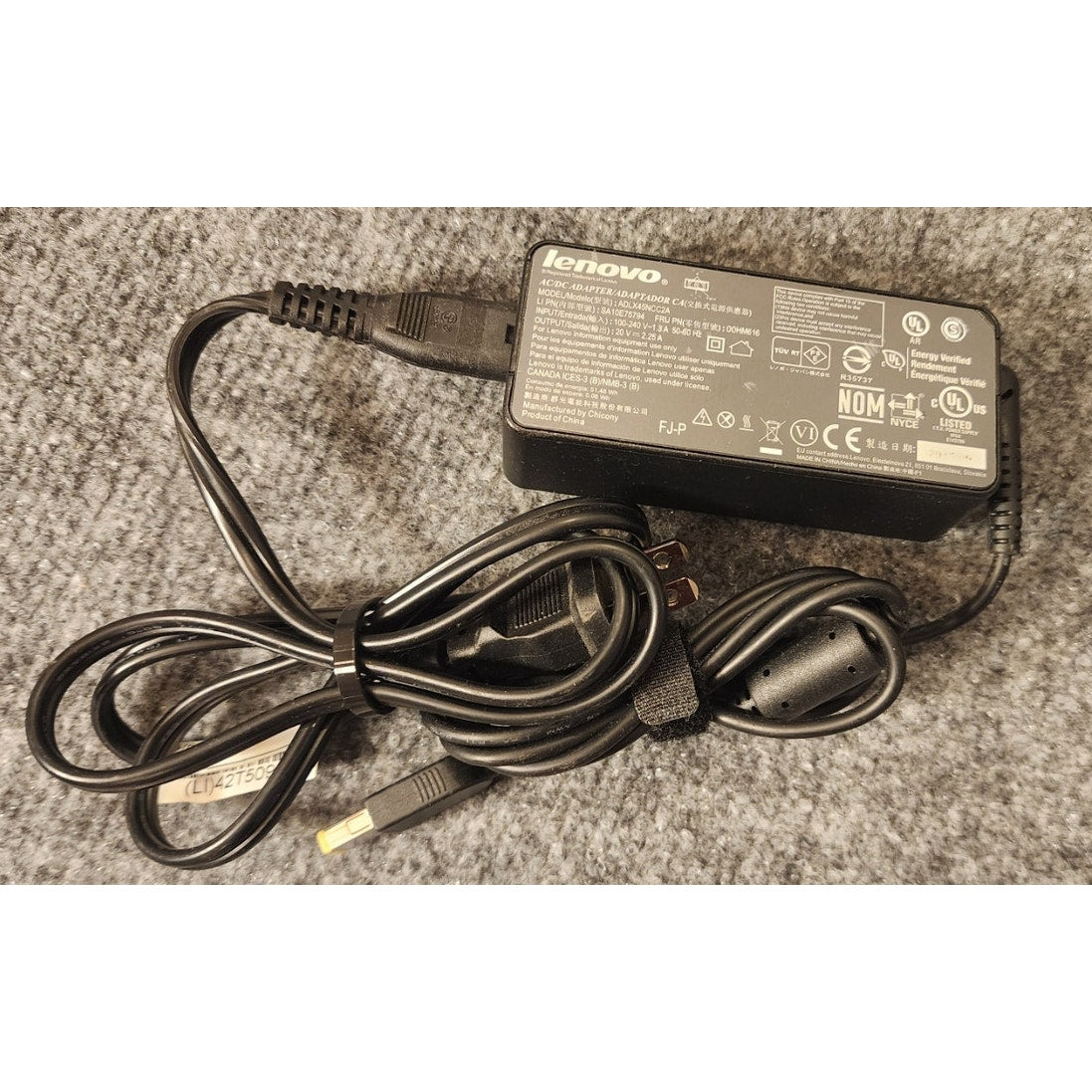 Lenovo 45W AC Adapter Power Supply Charger ADLX45NCC2A Slim Tip Genuine New