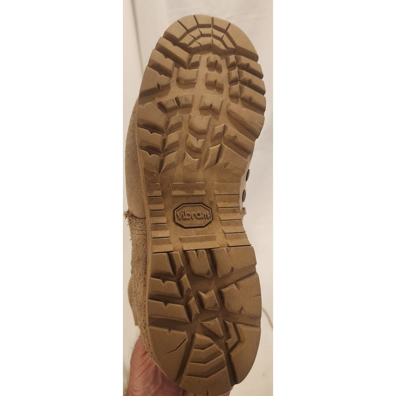 Wellco Combat Boots – Size 9.5 – Vibram Sole – Tan – US Military