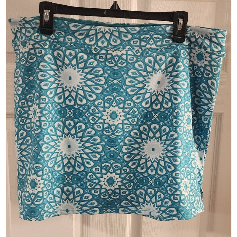 Nice - Teal and White Patterned Skorts - Tranquility, Colorado Clothing - XL