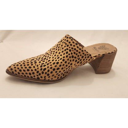 "CUTE" Animal Print - BEAST Fashion Slip ons with heel - Size 9