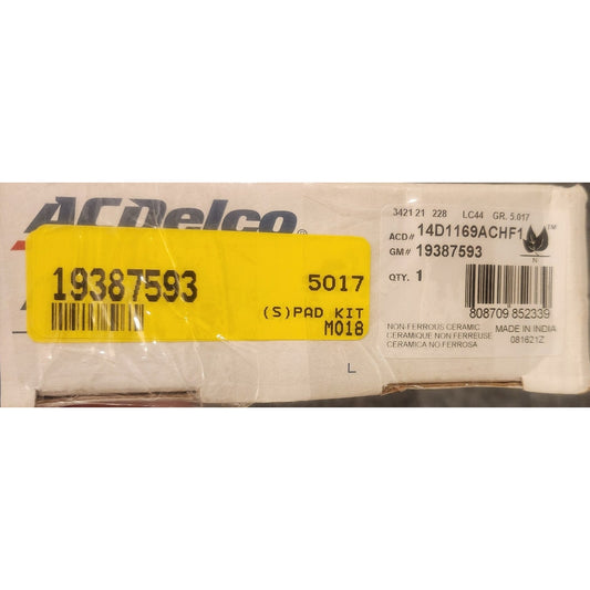 New OEM GM Front Ceramic Brake Pads Hardware 19387593 Traverse Acadia Enclave