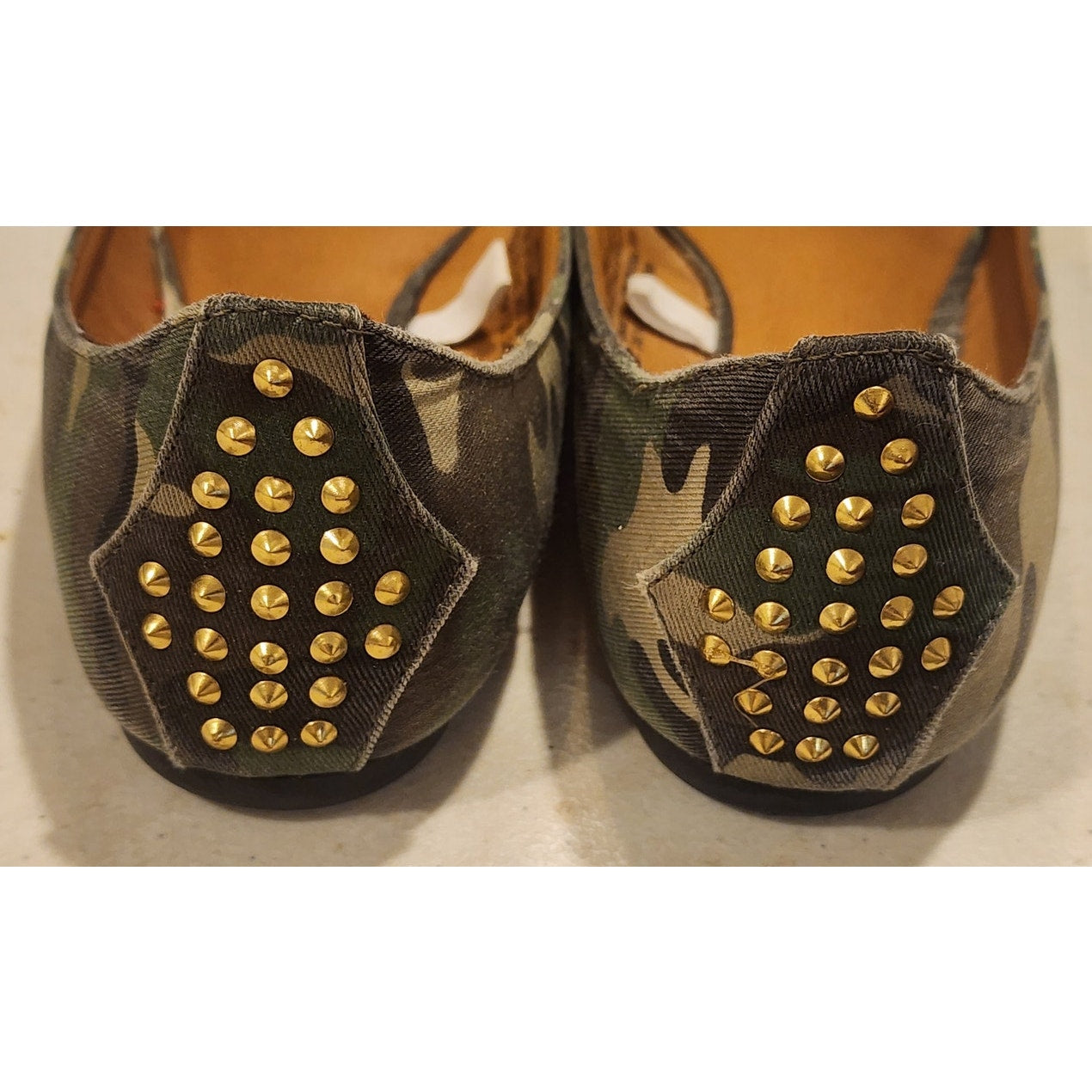 Mossimo Women Size 9 Camouflage Ballet Flats Gold Studded Spiked Heel Shoes Camo