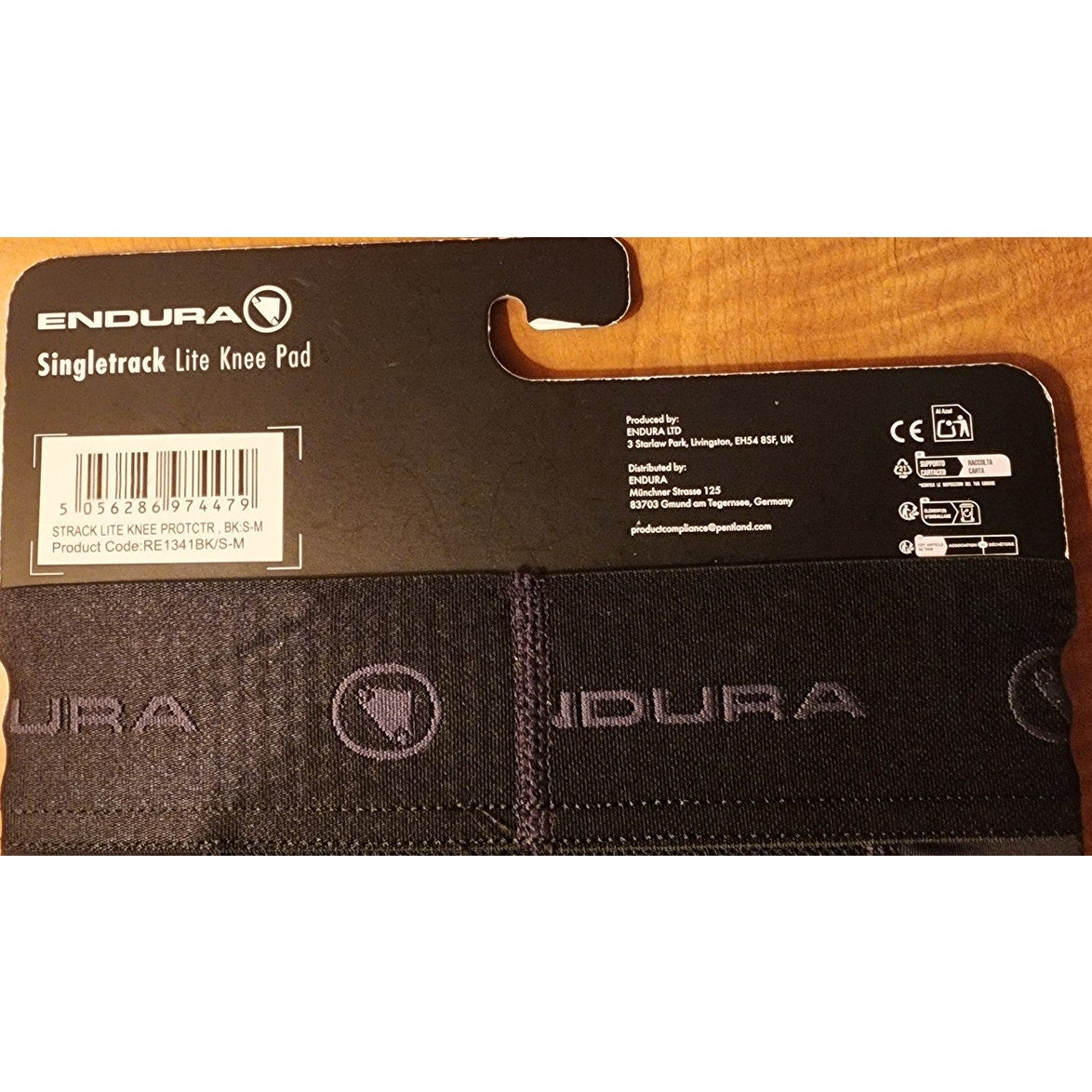 Endura Singletrack Lite Knee Pad - size s-m - Black
