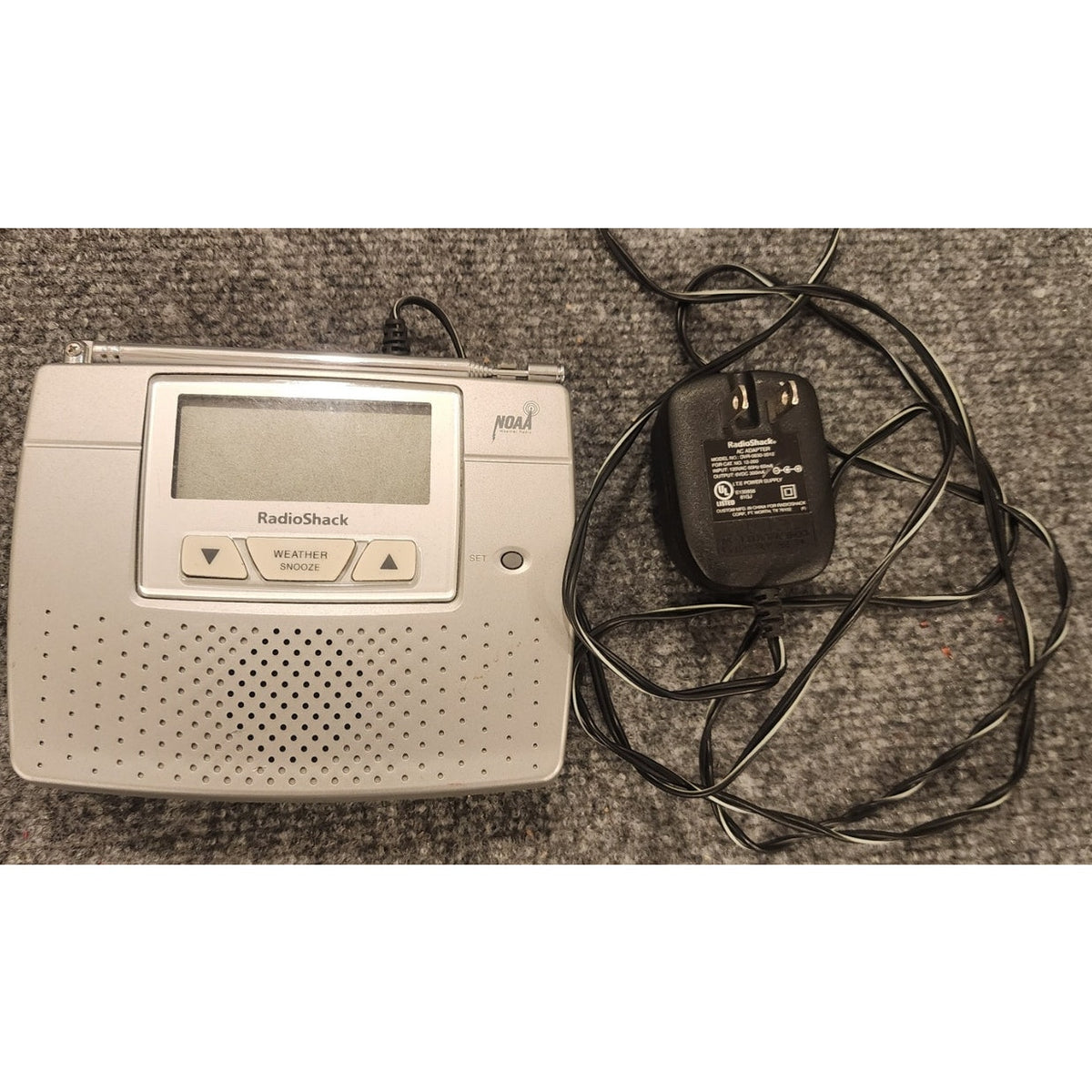 Radio Shack Desktop Weatheradio Alert System LCD Clock Weather Radio Tested