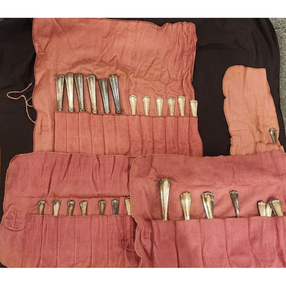 Vintage 1847 Rogers Bros Silverplate Flatware Set 42 Pc Original Red Cloth Bags14