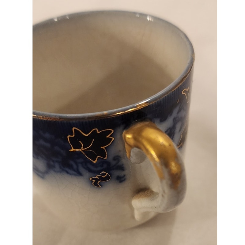Flow Blue Small Cup Gold Trim – Vintage Unmarked -  2 3/8" tall and wide
