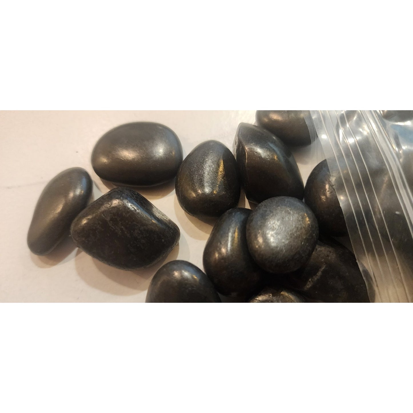 500 g, 1.1 lb - Natural Tumbled Stones - Black Decorative Stones