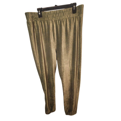 No Boundaries Matching Set Top XL Bottom XXL Green Ribbed Velvet