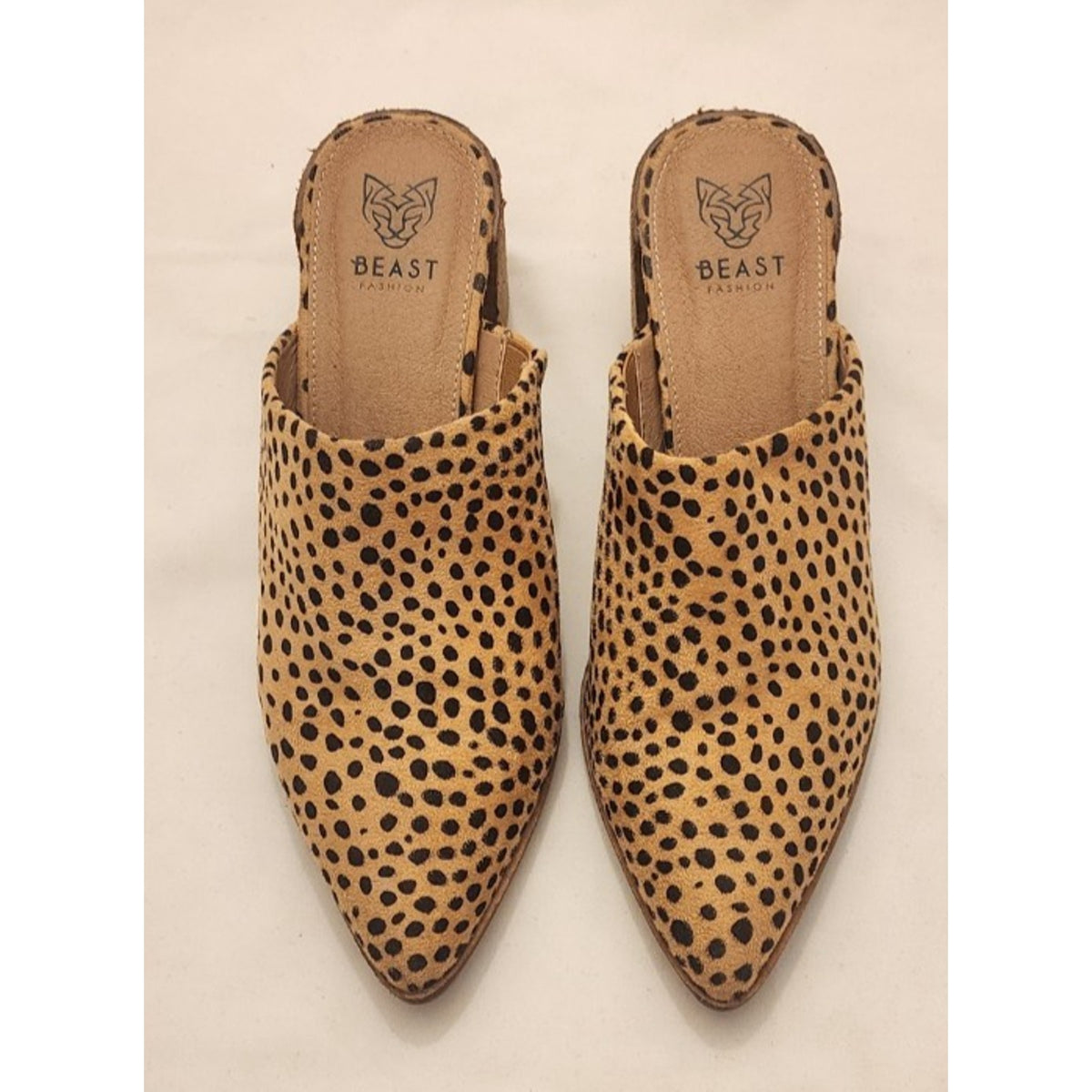 "CUTE" Animal Print - BEAST Fashion Slip ons with heel - Size 9