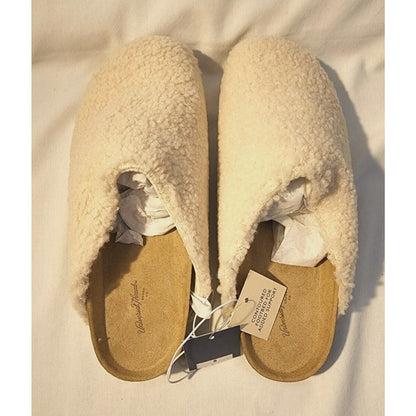 BEV FLATS - Contoured Footbed for added support- CREAM - 8 - Universal Thread