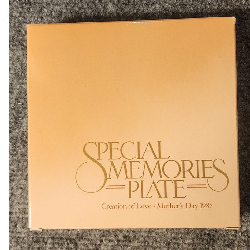 Vintage 1985 Avon Mothers Day Plate Creation of Love 5 Inch Porcelain Boxed COA
